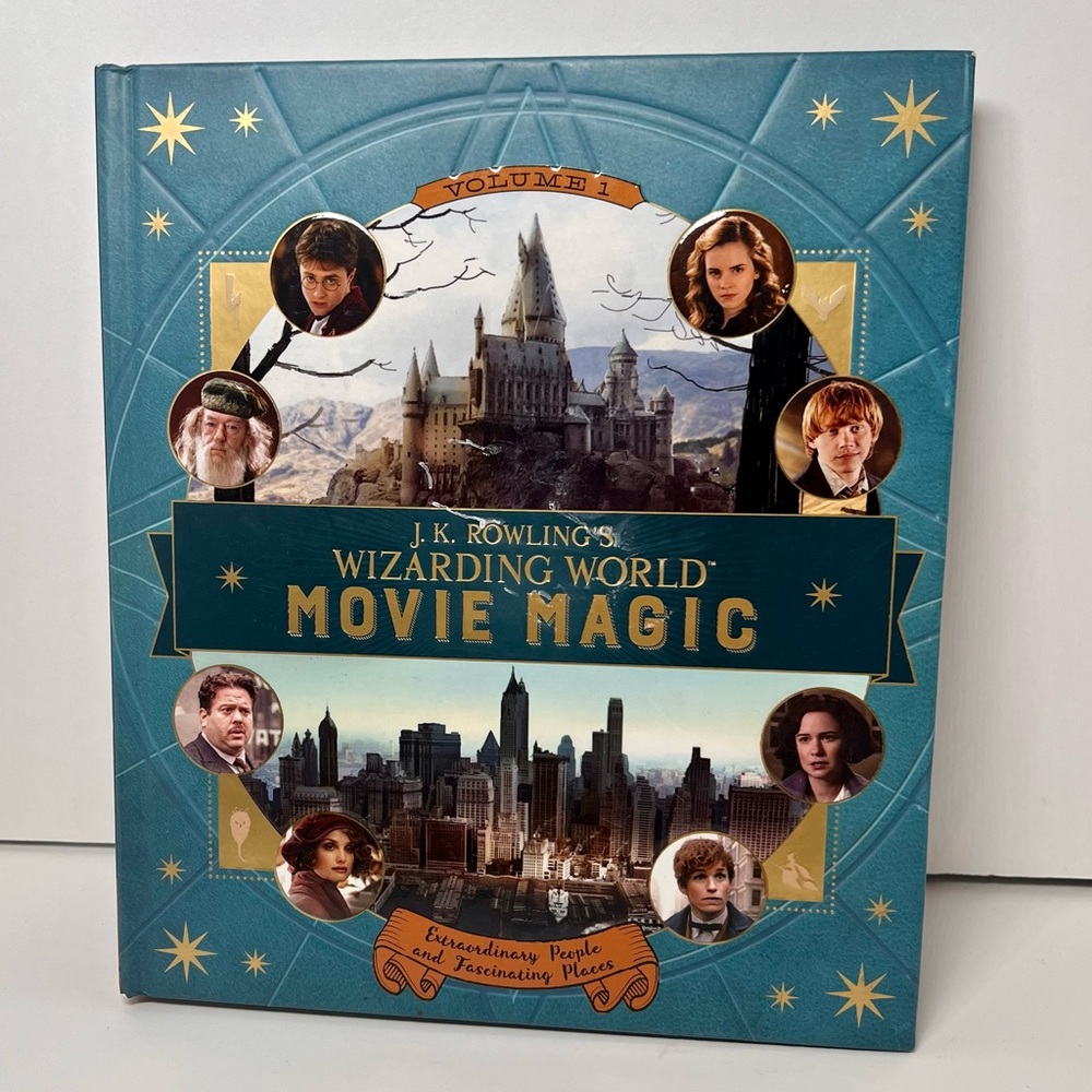 Harry Potter JK Rowling Wizarding World Movie Magic Book